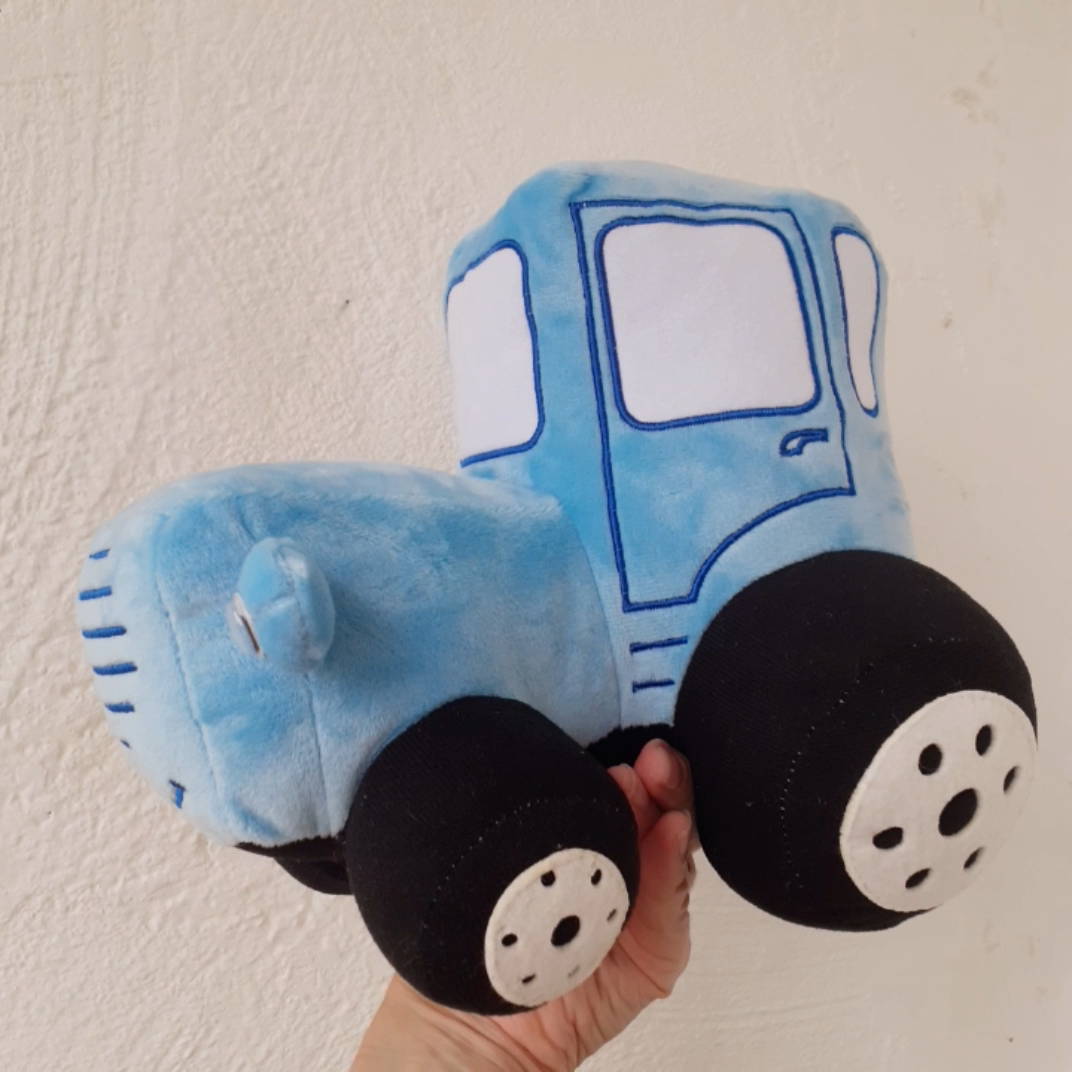 Uozonit Tractor Knuffel, Schattige Auto Knuffel Kussen Tractor Speelgoed, Cartoon Pop Slapen Metgezel voor Halloween Kerstmis Verjaardag Jongens Meisjes Verzamelaars Kantbank Slaapkamer Auto