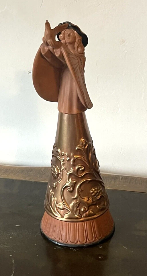 Figura RARA TerraCopper 16" del artista Kim Lawrence "Un corazón en paz" #114769 Foto 2 de 4