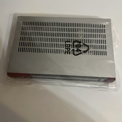 Brand New Zyxel USG FLEX 100 VPN Firewall with 1 Year UTM Bundle