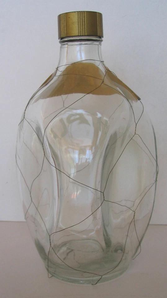 稀有老式 Haig Pinch Dimple 带金网覆盖苏格兰威士忌醒酒器苏格兰 — 第 3/4 张图片