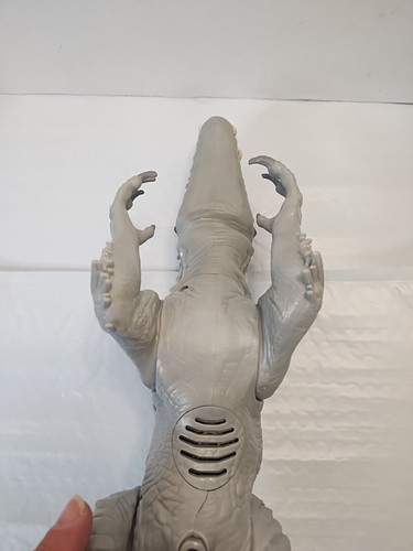 Jurassic World Indominus Rex 20” Dinosaur Toy w/ Lights and Sound (2014 Hasbro) - Picture 5 of 7