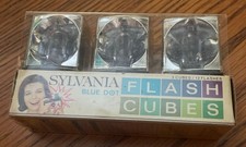 Sylvania Flash Cubes Vintage Blue Dot 3 Cubes 12 Flashes Camera Bulbs Boxed