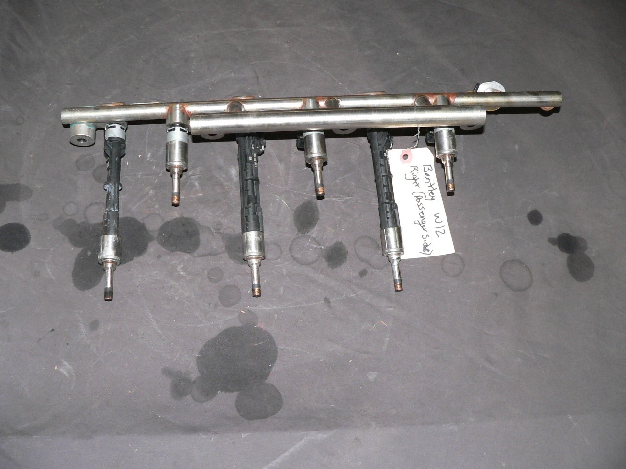Bentley Continental RIGHT DIRECT FUEL INJECTOR SET/6/RAIL 07P906036Q 07P133316D