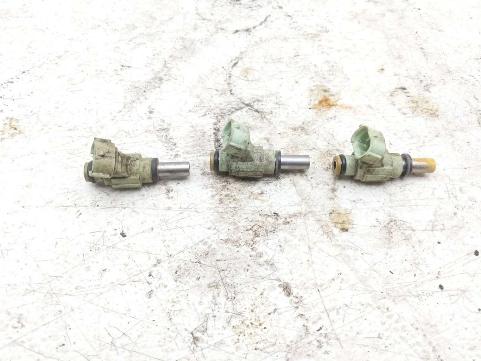 Inyectores de combustible de gasolina Yamaha Wolverine X4 850 18-20 Foto 3 de 4