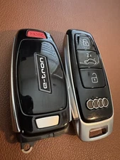 Lot Of 2 - USED OEM Audi 2019-2024 E-Tron Smart Key Fob Remote Keyless IYZ-AK2