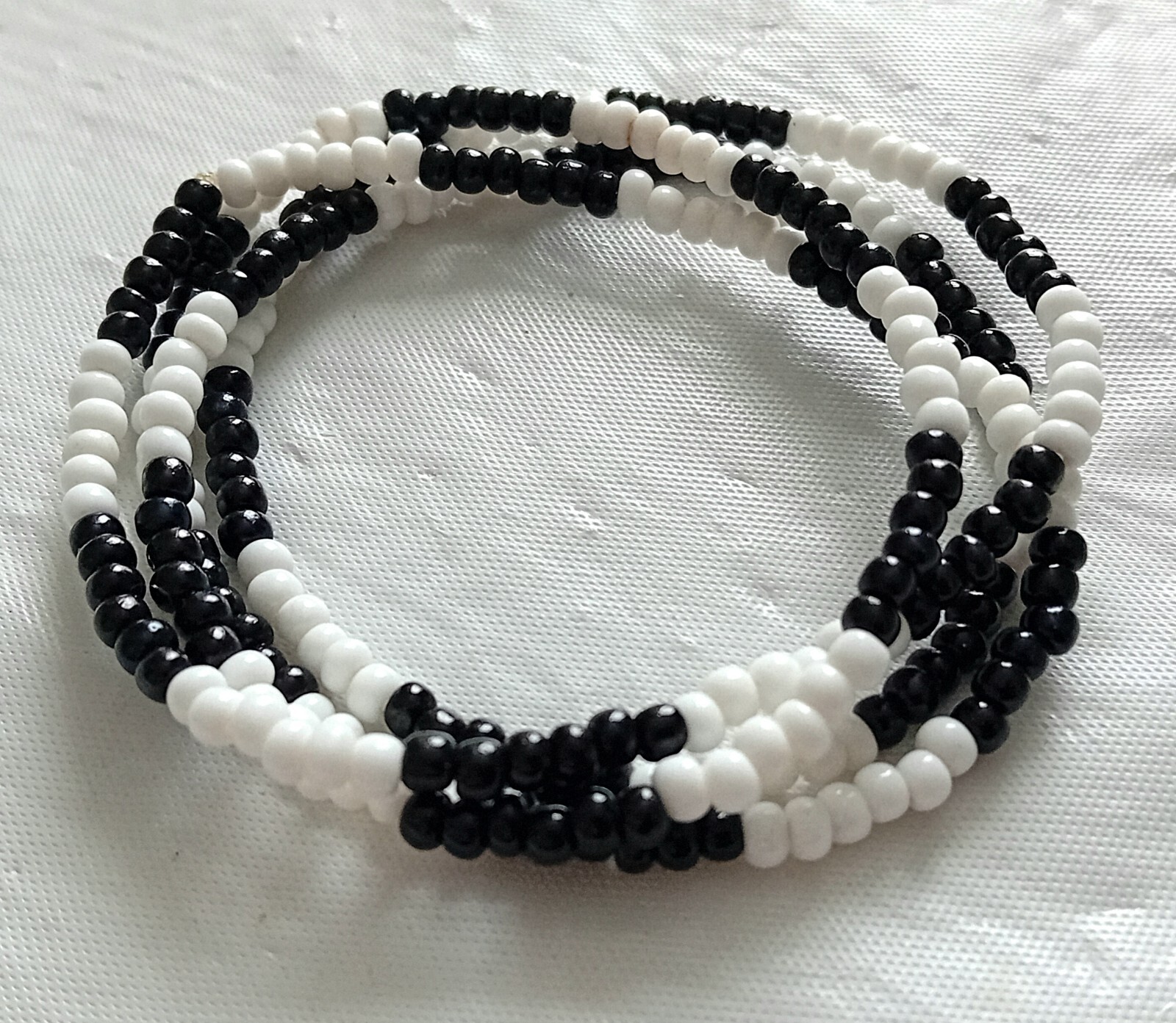 80cm Long Black & White Glass Bead Necklace A495 eBay