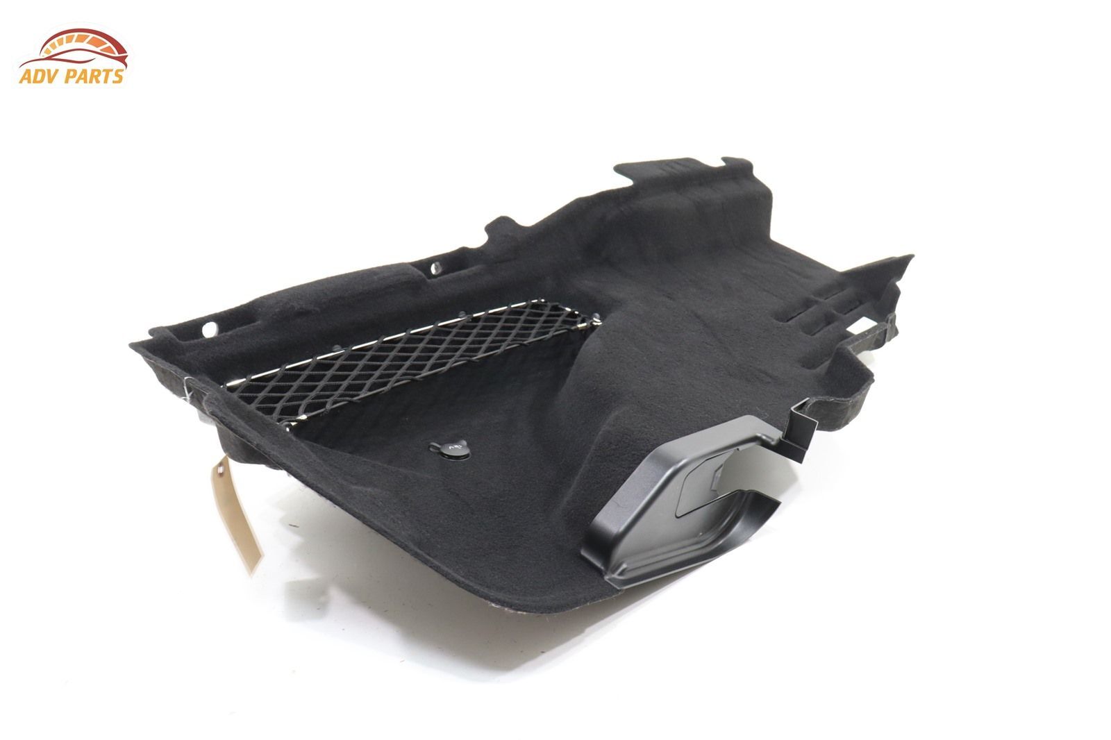 2014 - 2020 MASERATI QUATTROPORTE TRUNK RIGHT QUARTER PANEL TRIM COVER OEM