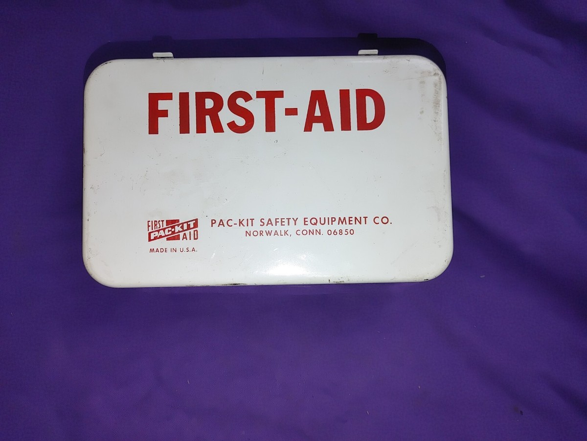 VINTAGE FIRST AID Pac Kit Metal Box with Original Contents Nos