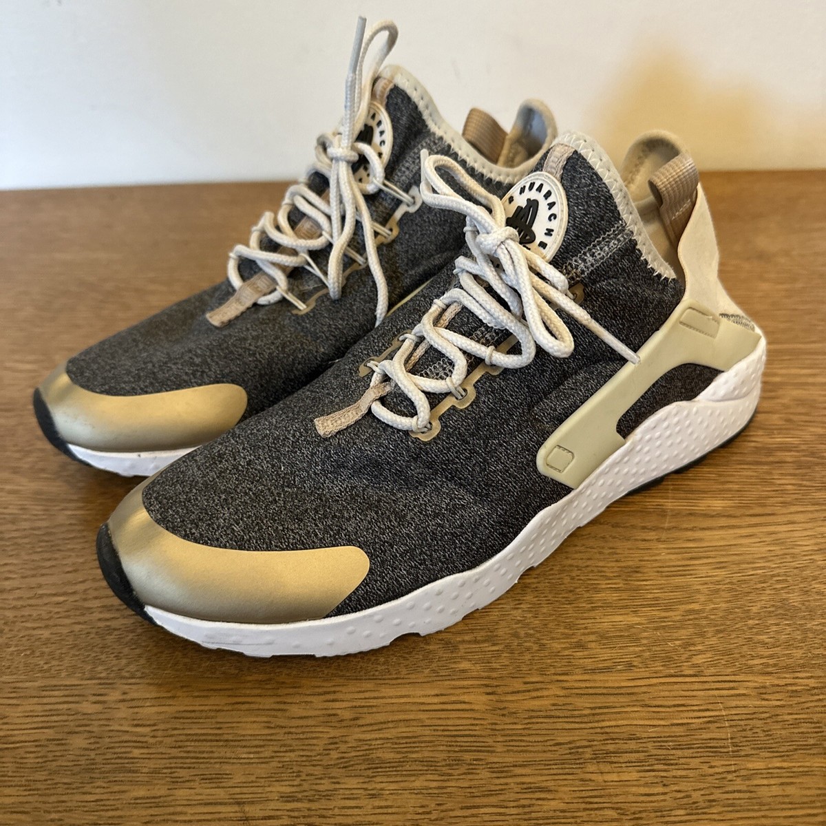 Nike Air Huarache Run Ultra SE Women Size Orewood Gray Gold Shoe Sneaker