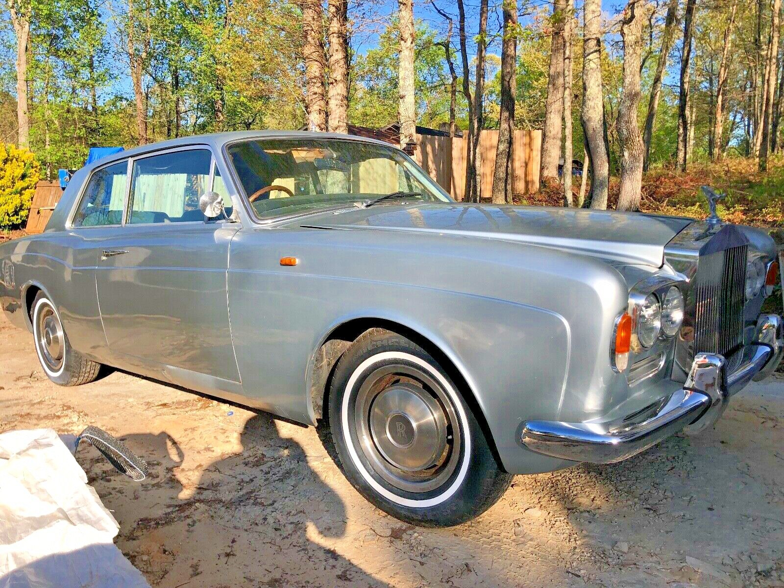 CORNICHE ROLLS ROYCE BENTLEY GAS FILLER. PARTING OUT THIS WHOLE RUNNING CAR