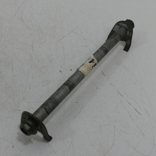 Suzuki GS 500 E GM51B Hinterachse hinten A2935