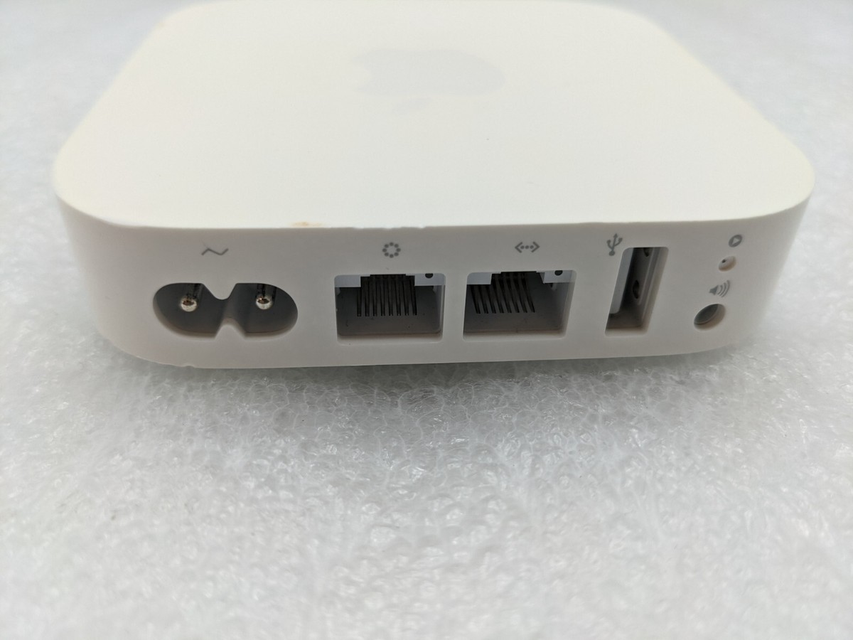 Apple AirPort Express Base Station (2nd gen) A1392 with AC Adapter