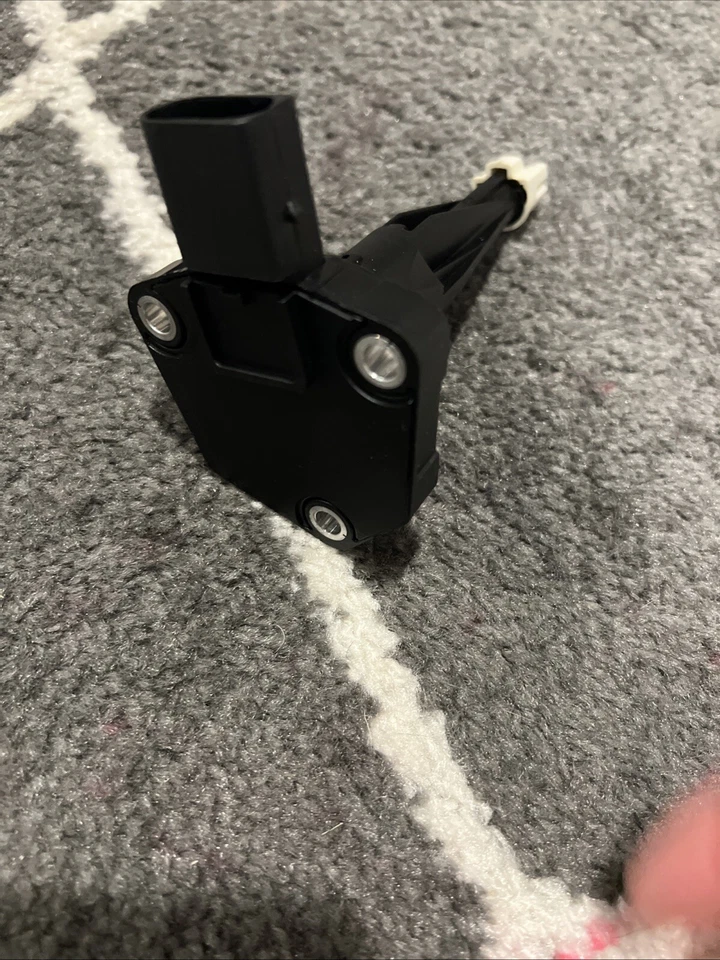 Новый датчик уровня масла двигателя 8608779 подходит для BMW 1 2 3 4 5 6 7 X3 X4 X5 X6 - Изображение 2 из 4