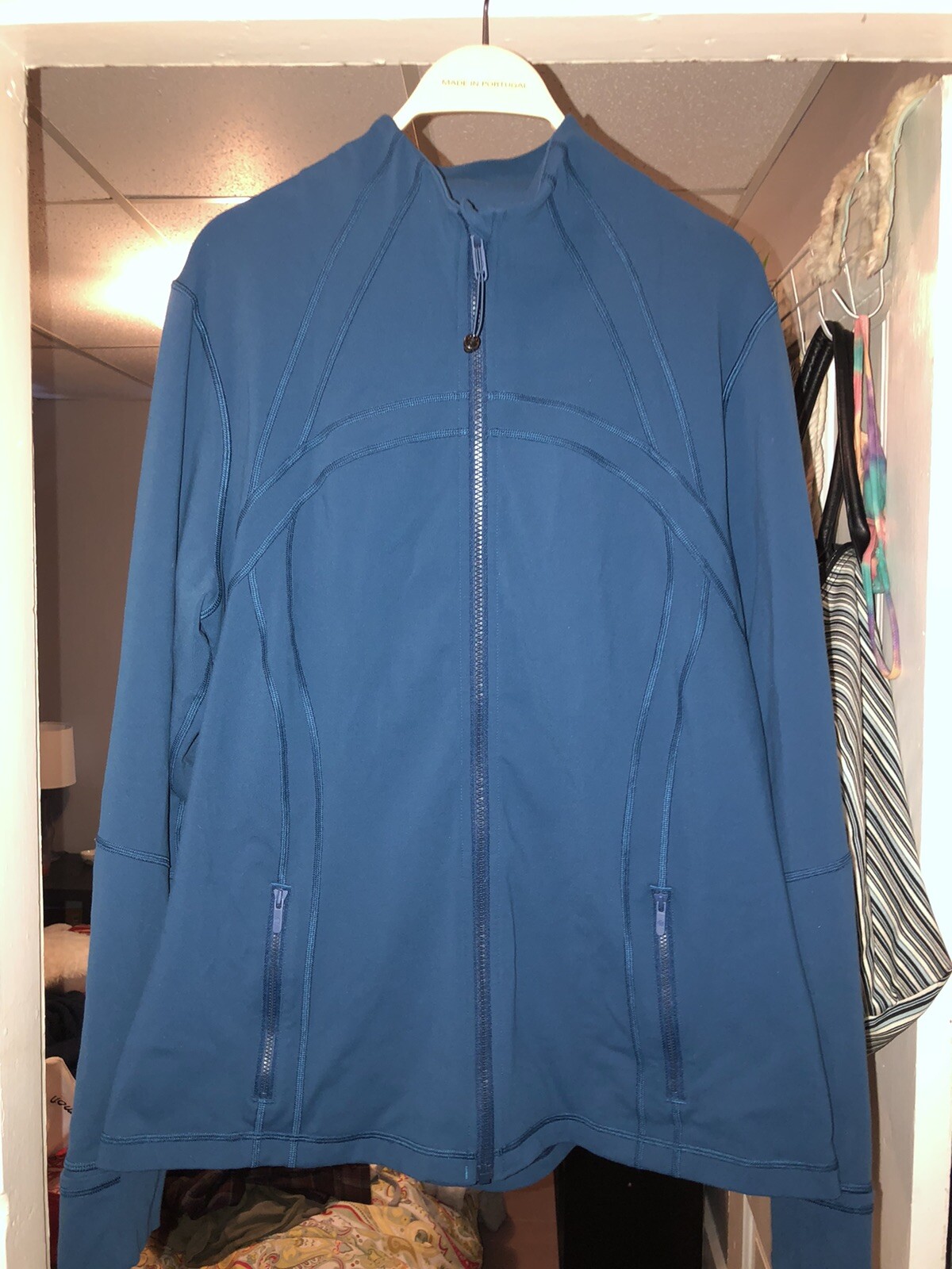lululemon define jacket size 20 