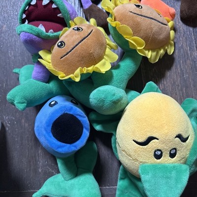 Plants Vs Zombies Plush Huge Lot Of Linxin Plants PVZ Variety Of