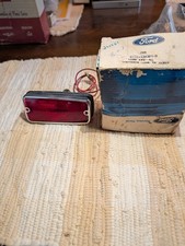 197784 Toyota Land Cruiser Rear Side Marker Light Assembly Nos D27z-15a201-d