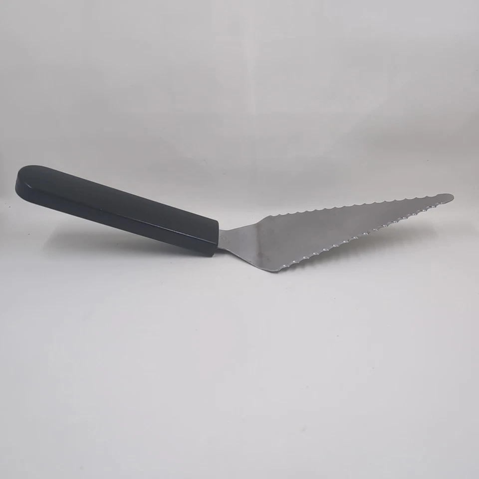 Pampered Chef Perfect PIE & CAKE SLICER Serrated Wedge Shaped SLICE 'N SERVE® - Image 4 of 4
