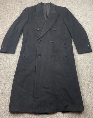 Loro Piana Coat Men 38 Short 100% Cashmere Gray Double Breasted Neiman Marcus