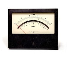 Gro&szlig;es Hewlett Packard Zeiger-Instrument, 146 x 118 mm, 1 mA Vollausschlag