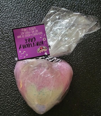 Fashion Angels Fresh Vibes Birthday Cake Bath Burst Heart Shaped Bath Bomb 1043