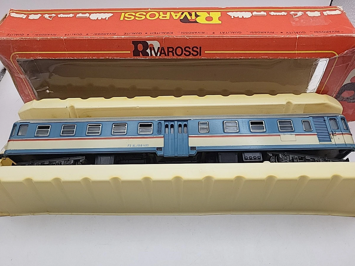 Rivarossi HR4365 FS, set di 3 carrozze, livrea castano