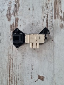 Waschmaschine  WHIRLPOOL AWO 5440 Türverriegelung Schloß Türschloss