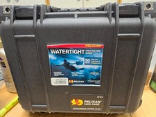 New Pelican 1400 Protector Case 13.4  11.6  6.0" Removable Foam