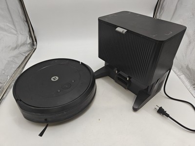 IROBOT ROOMBA VACUUM 2 ESSENTIAL ROBOT WITH AUTOEMPTY DOCK Q052020 - BLACK