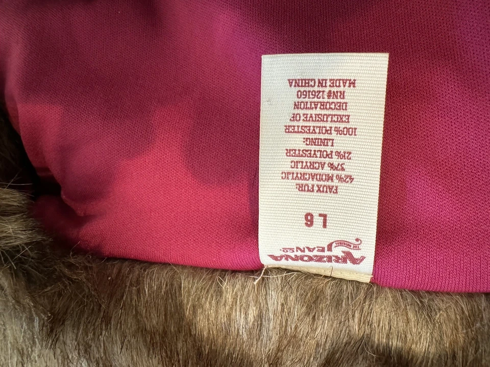 Chaleco de piel sintética marrón LG Arizona Jeans Co para niños Foto 3 de 3