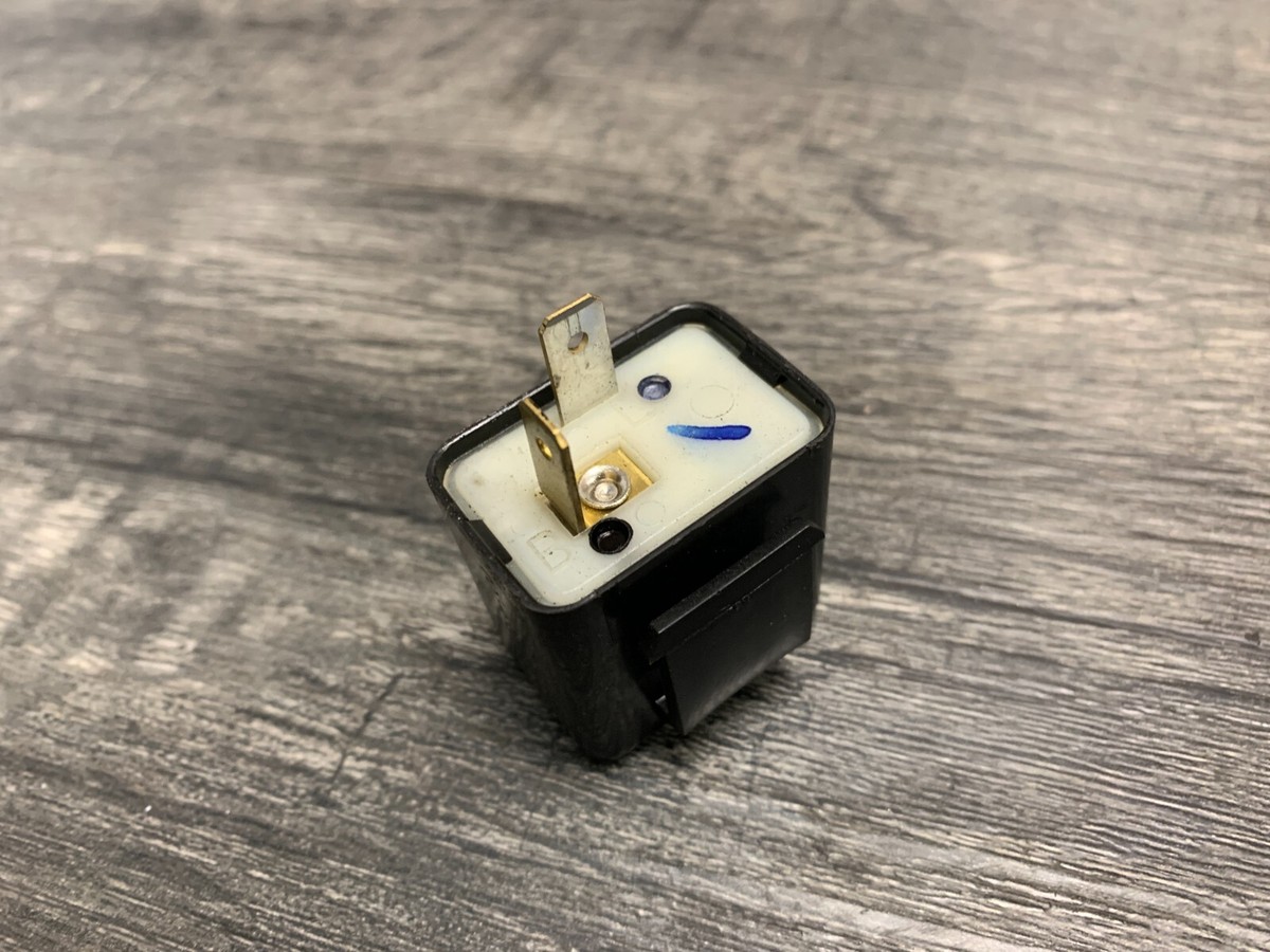 2013-2017 EX300 300 Ninja Kawasaki OEM Turn Signal Flasher Relay