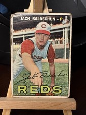 1967 Topps #114 Jack Baldschun Cincinnati Reds - writing/mk