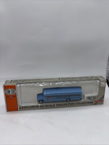 Autobús Con-Cor Herpa HO Bluebird manos auxiliares #001038 en caja con espejos | Condition: Used