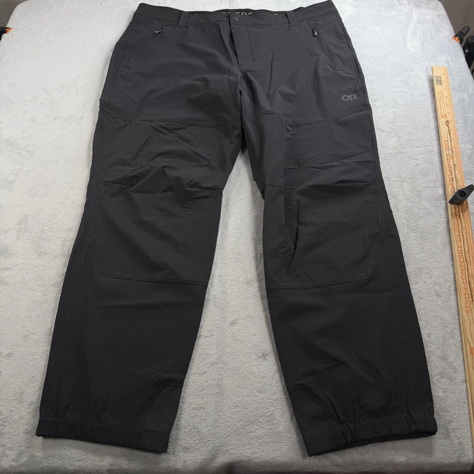 Outdoor Research Cirque Lite Pants Men XL 32” Ins Black Stretch Hiking Climbing
Opens in a new windo