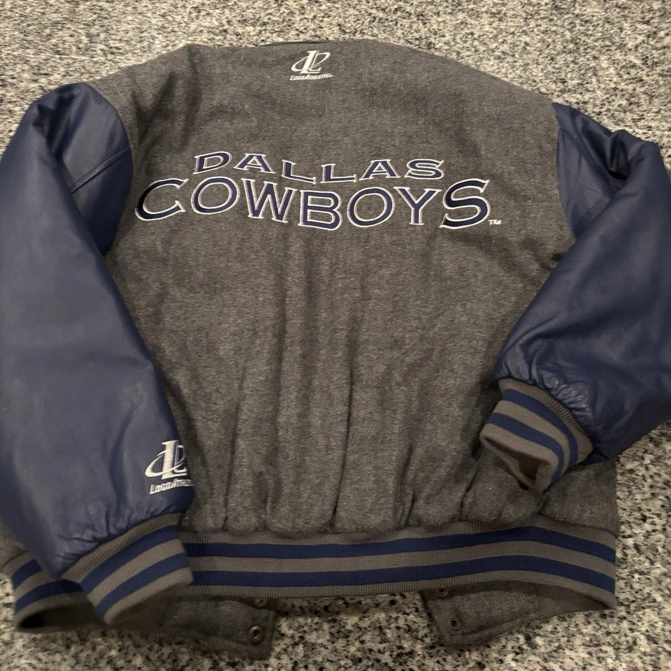 Dallas Cowboys Varsity Jacket  Large Wool Leather logo athletic  NFL  - Image 2 of 4