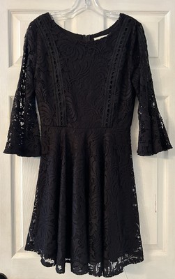Francescas Dress Sz M, Black Lace Bell Sleeve Crochet Crew Neck, Back Zip, Lined
