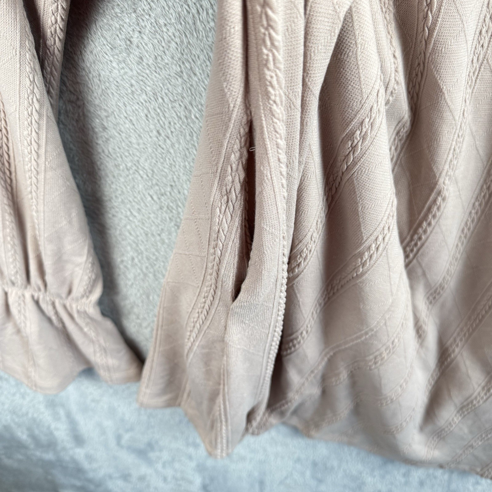 New In Sweater Dress Womens M Beige Knit L/S Poet Sleeves Lined Romantic NWT