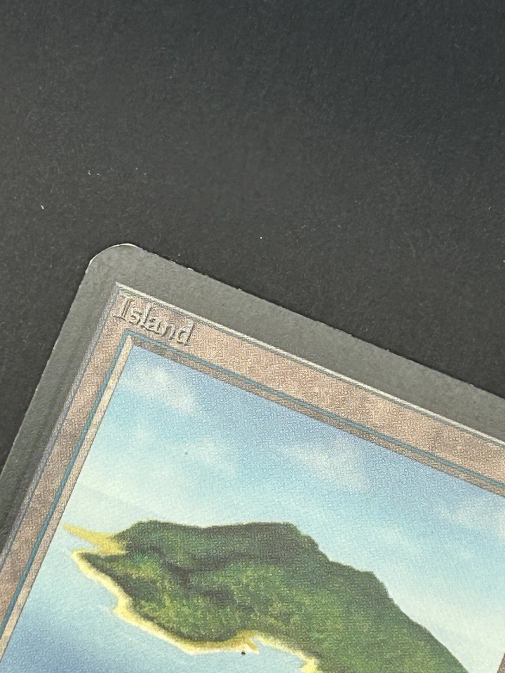 MTG Alpha Island (B)– Moderately Played MP 1993 Old Border Original - Image 4 of 4