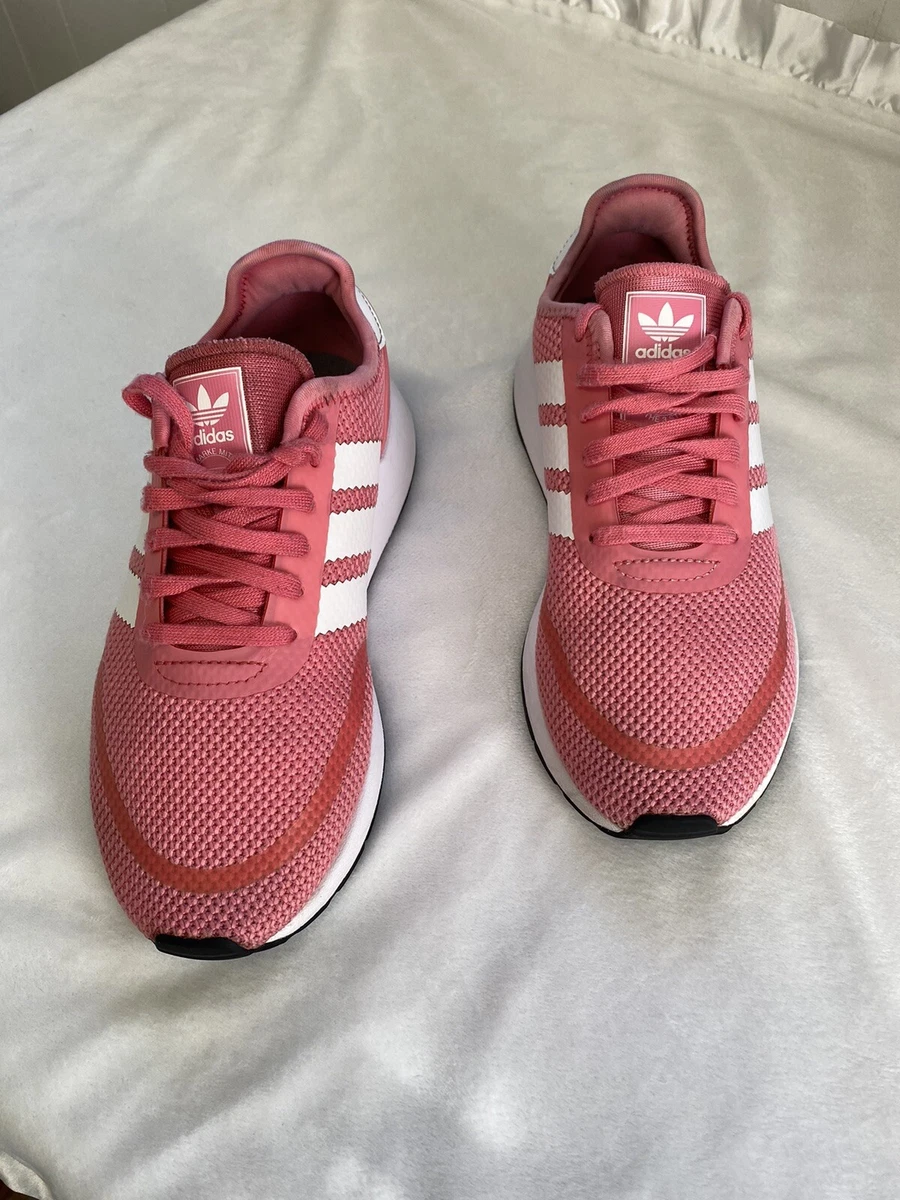 Adidas originals junior size clearance 4