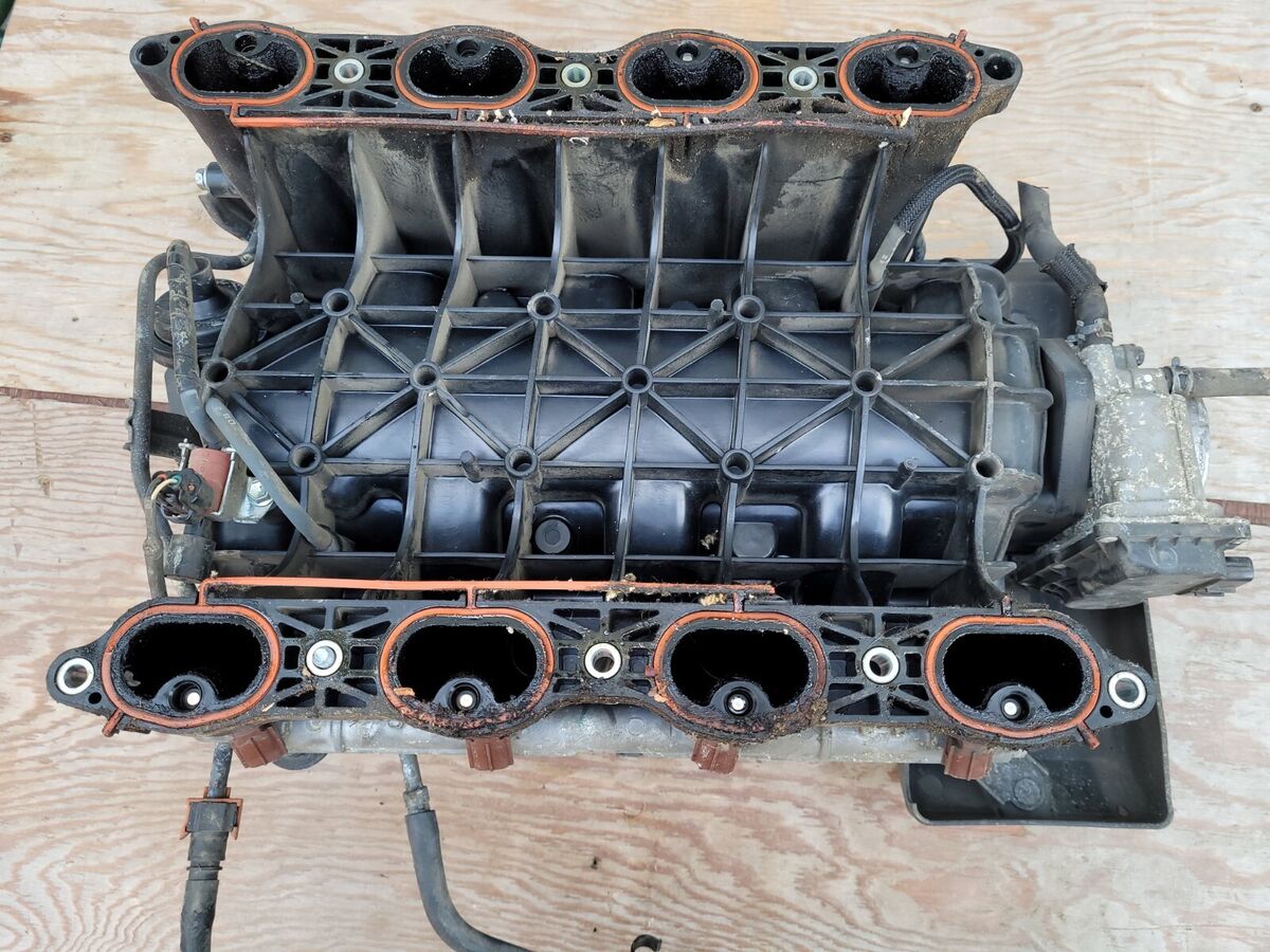 s-l1200.jpg s-l1200.jpg