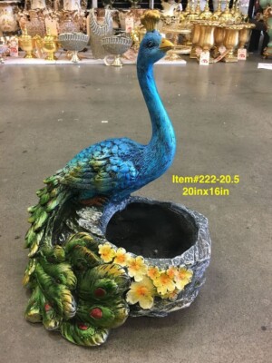 Large Beautiful Peacock Pot 16inx20in