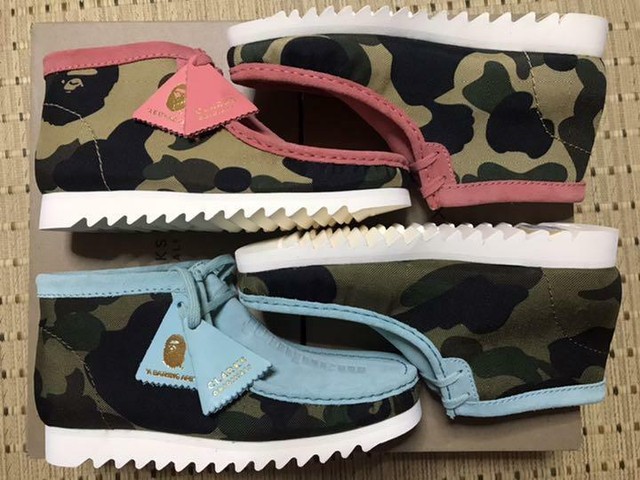 sky blue wallabee clarks