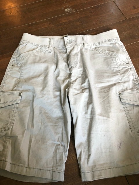 lee relaxed fit mid rise cargo shorts