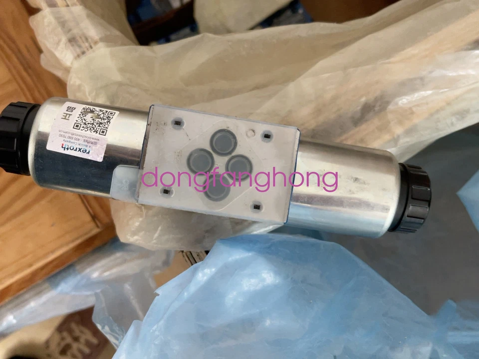 Válvula FedEx o DHL o UPS nueva 1 pieza Rexroth R900567512 4WE6D62/OFEG24N9K4 o DHL Foto 3 de 4