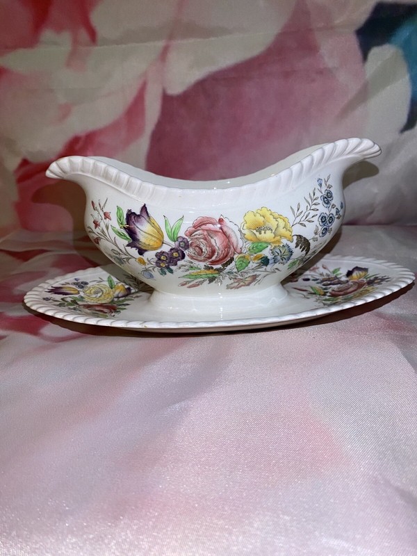 Vintage Johnso Brothers Windor were Garden Bouquet Gravy Boat with Undertray
