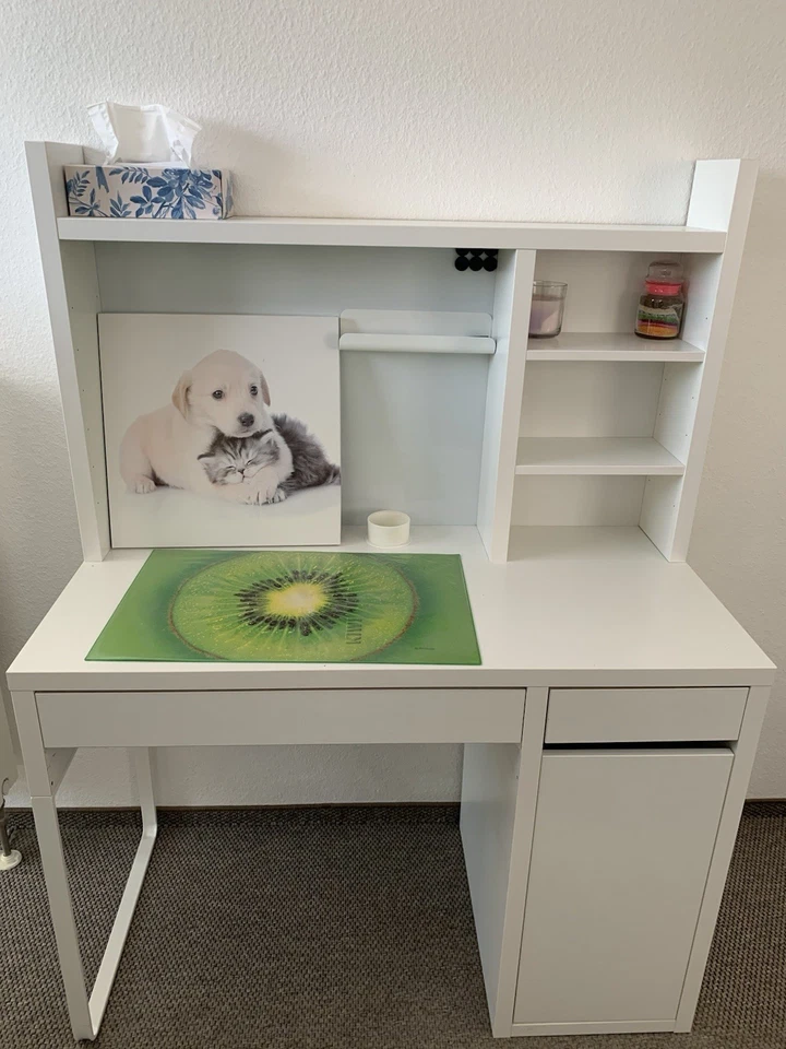 Ikea Mikke Kinderschreibtisch mit magnetischer Rückwand, Weiß