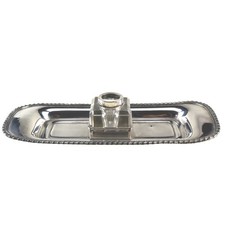 Ein antikes edwardianisches massives Silber Tintenfass auf fr&uuml;herem Silbertellerst&auml;nder um 1908