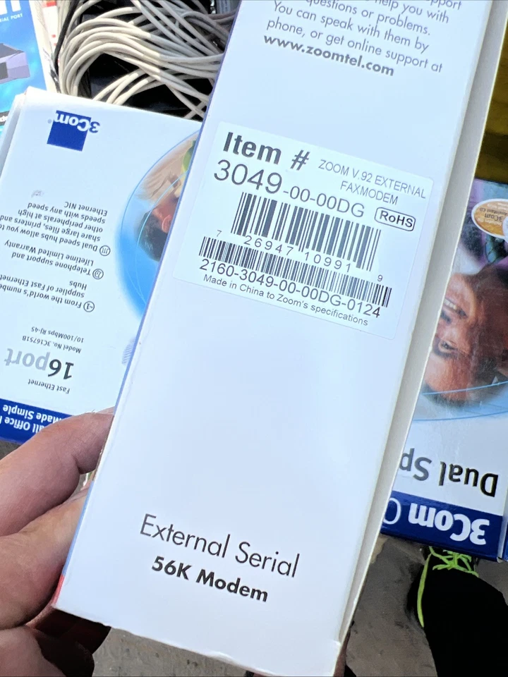 External Serial Modem Zoom Model 3049 56K V.90 V.92 - New/Sealed - SHIPS TODAY! - Image 4 of 4