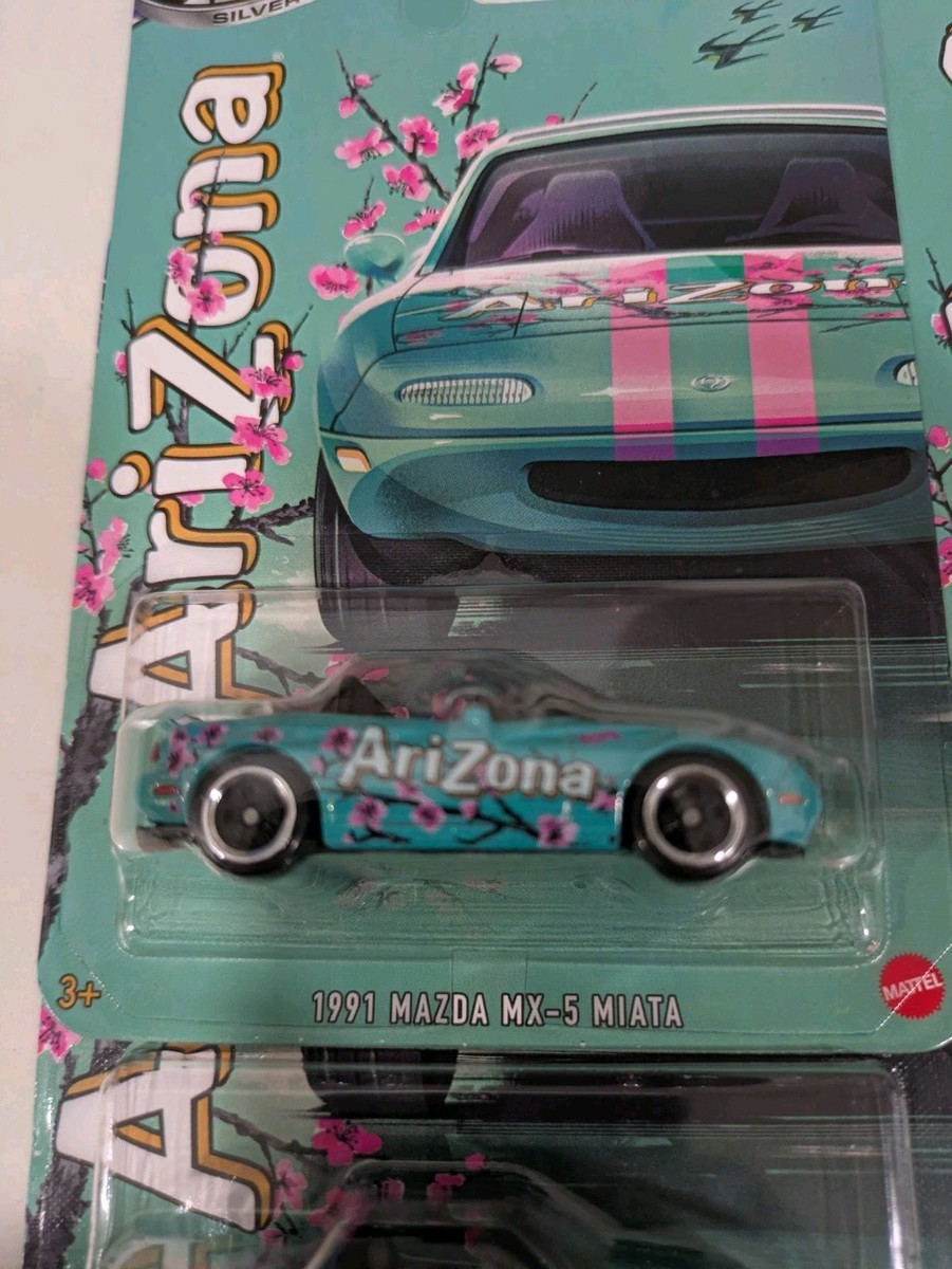 Hot Wheels Silver Series 1991 Mazda MX-5 Miata Arizona Tea 1:64