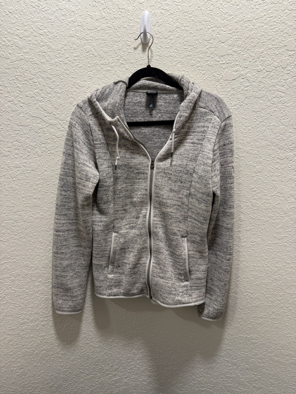 Kuhl Hoodie Womens Medium Gray Ascendyr  Fleece Jacket Hiking Outdoors Full Zip