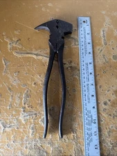 Vintage Fencing Pliers Heavy Duty Staple Puller Barbed Wire Cutter Hammer